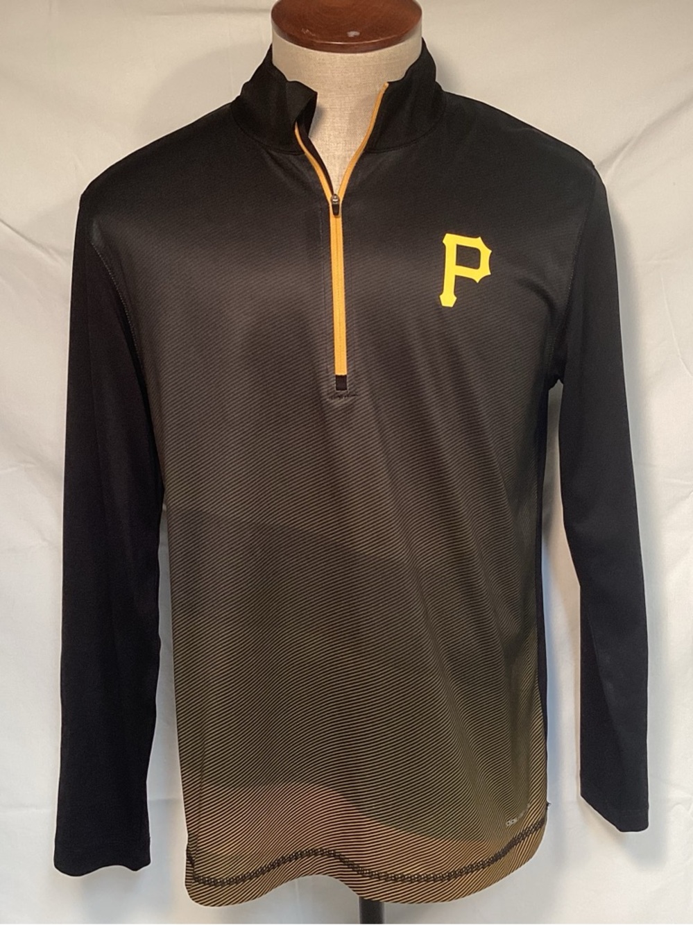 MLB Majestic Pittsburgh Pirates Black and Gold Quarter-Zip Pullover Men’s Medium